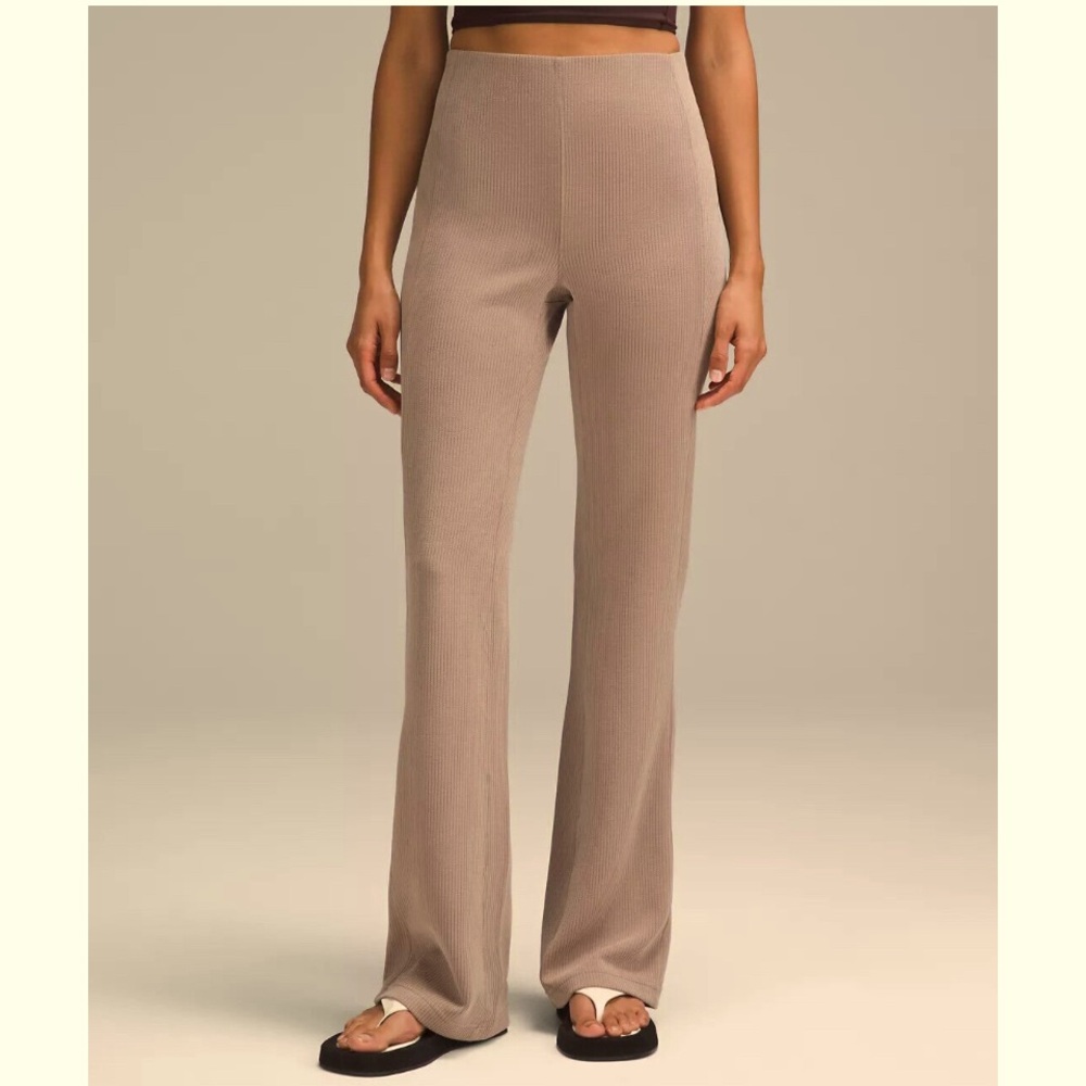 NWT Lululemon TALL camel mini flare tan ribbed soft pant 0 brand wtag 33” inseam